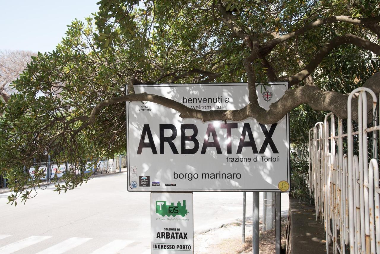 Apartamento Loft Lungomare Vista Mare E Monti Àrbatax Exterior foto